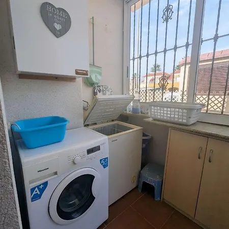 Traditional 2 Bed Apt With Com Pool Cr72 Lägenhet Orihuela
